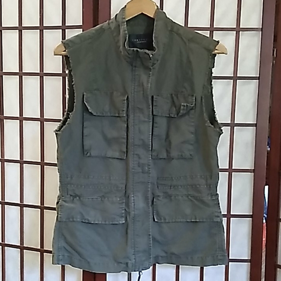 Sanctuary Jackets & Blazers - Sanctuary Anthropology Women's Army Green Raw Edged Vest *MED*